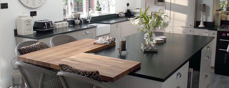 Colours to warm up your kitchen this winter wood